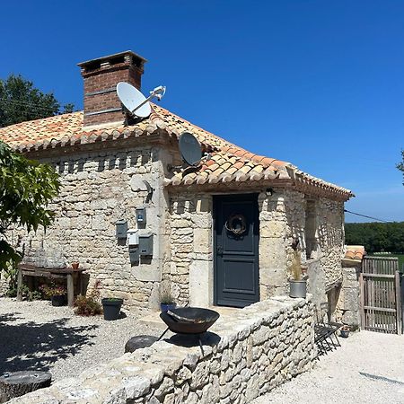 Les Fontanelles Du Quercy Blanc Villa Montcuq ภายนอก รูปภาพ