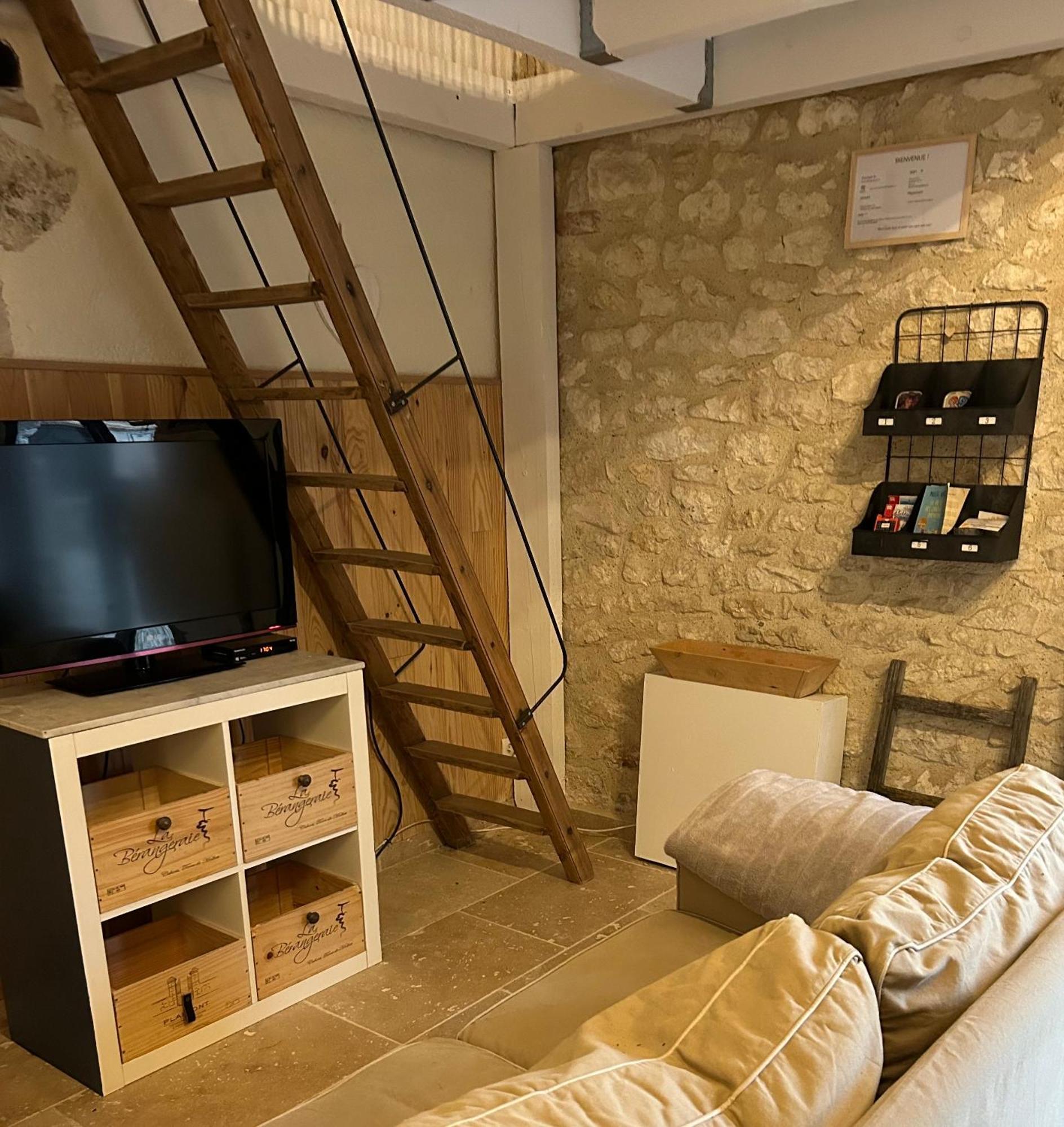 Les Fontanelles Du Quercy Blanc Villa Montcuq ภายนอก รูปภาพ