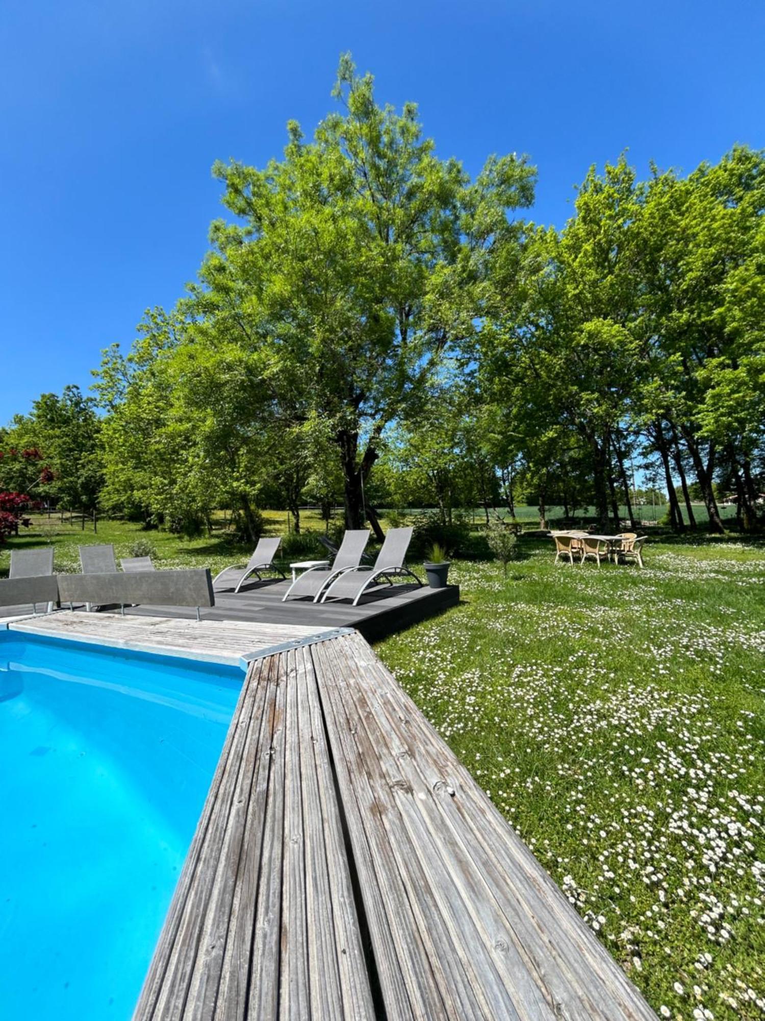 Les Fontanelles Du Quercy Blanc Villa Montcuq ภายนอก รูปภาพ